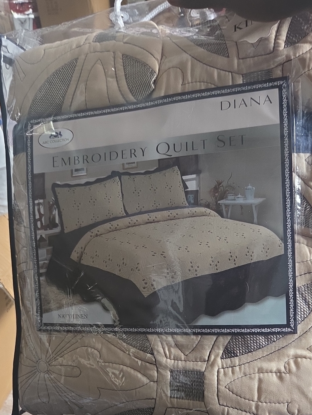 Diana Embroidery Quilt Set - Beige Comforter